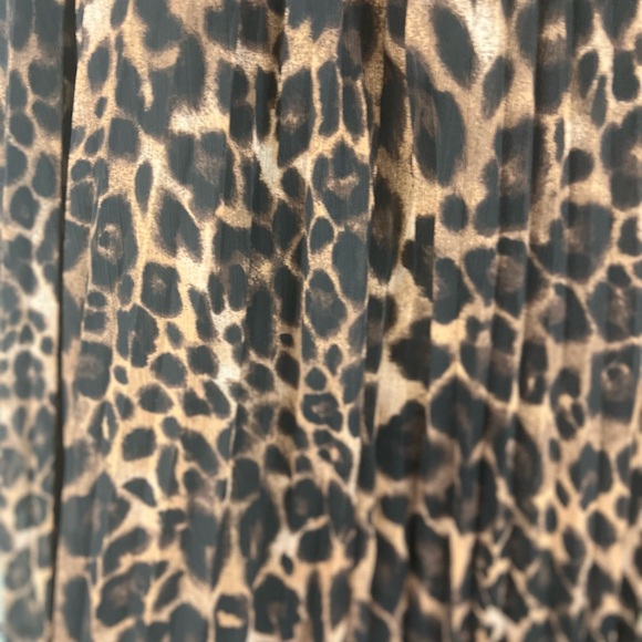 White House Black Market Animal Print Maxi Skirt. - Picture 11 of 12